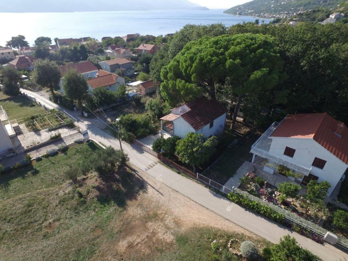 Holiday House Pinus Pinea Вигань Экстерьер фото